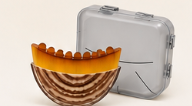 Contour Flow Facial Brush